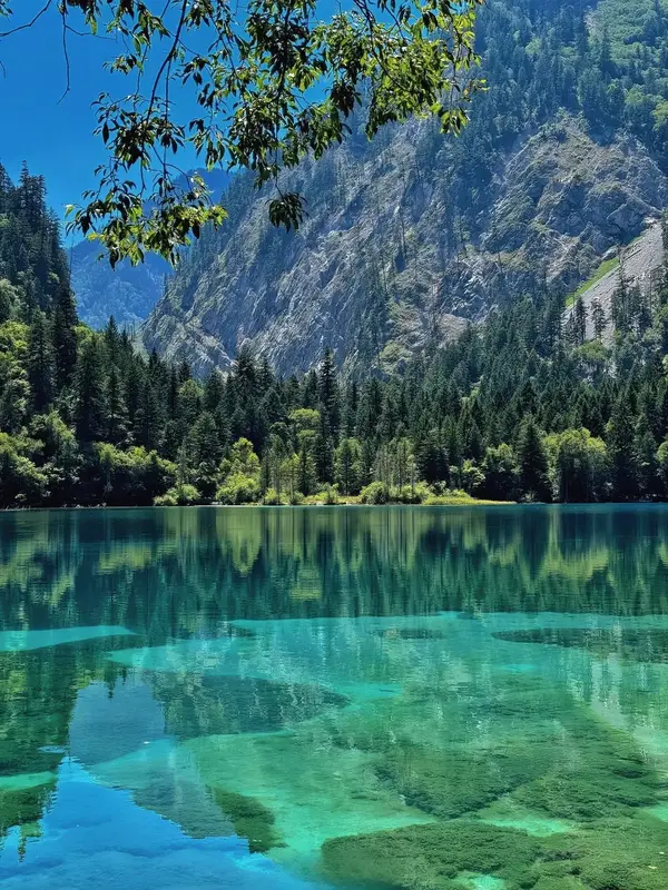 Jiuzhaigou, el Paraíso de los Lagos Azules